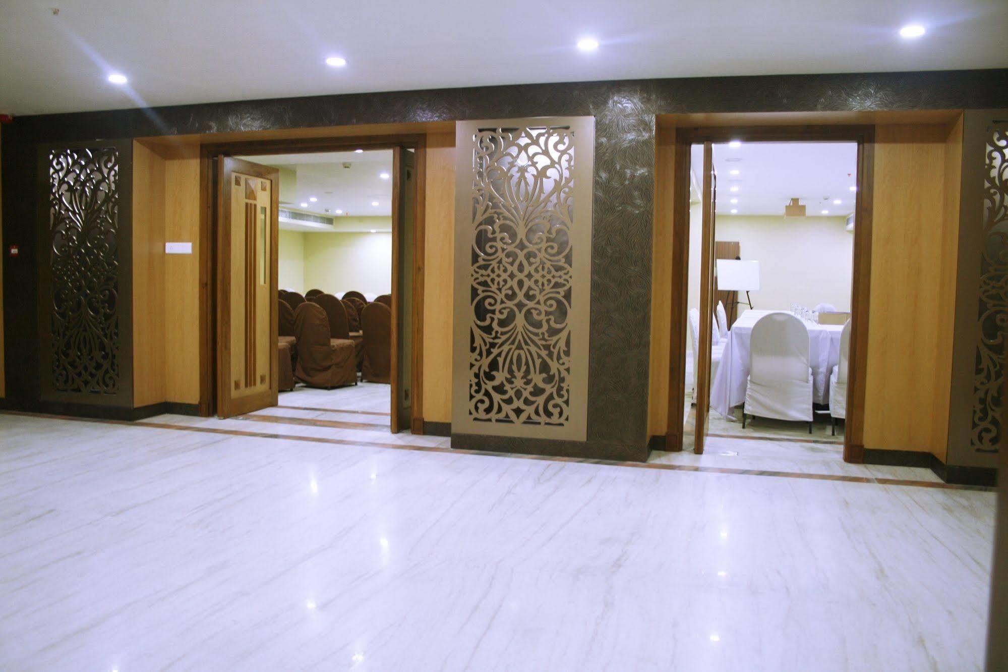 Raj Park- Hill View Hotel Tirupati Exterior photo